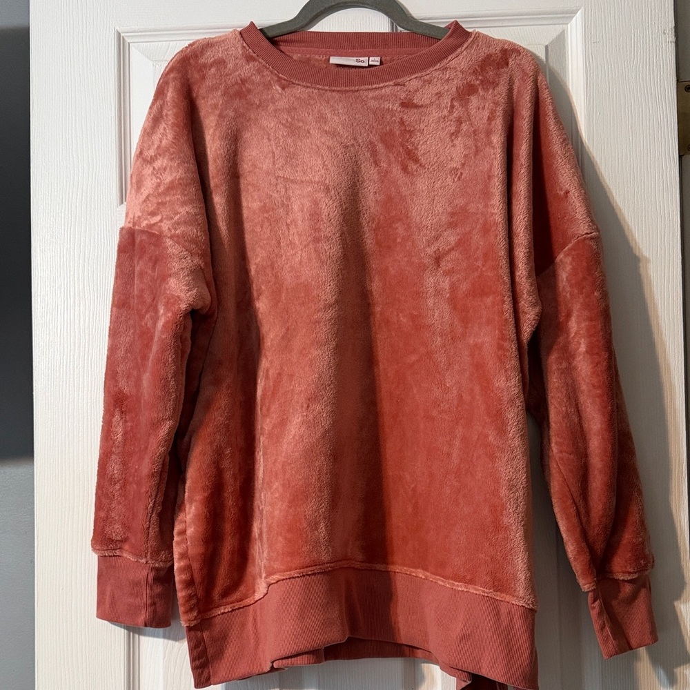 Juniors So super soft oversized sweatshirt-never worn  Rust Color